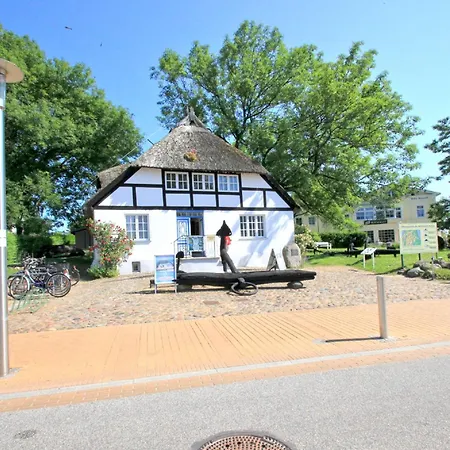 Haus Blick Zur See: Garden With Ahoi Access *